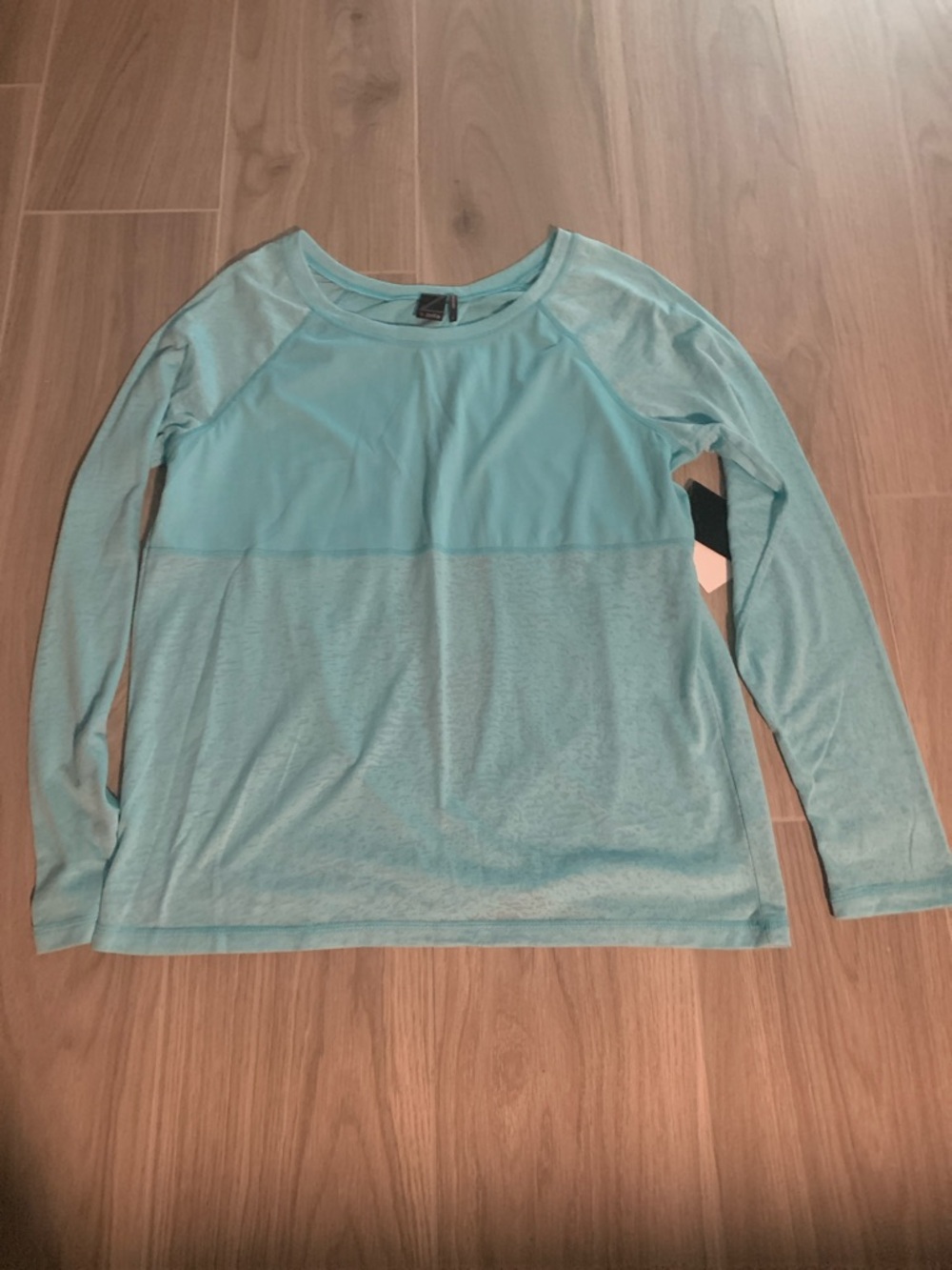 Zella Long Sleeve Performance Tee in Aqua Blue
